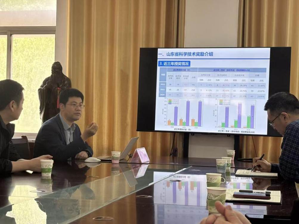 99d8e8af94d6e3c0b11c9424d2f1d159